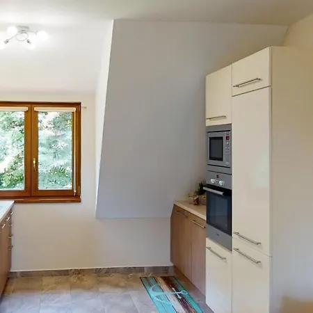 Hanga Vendeghaz טיהאני