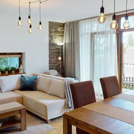 Hanga Vendeghaz Tihany